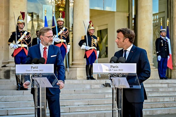 Premiér Petr Fiala jednal v Paříži s francouzským prezidentem Emmanuelem Macronem