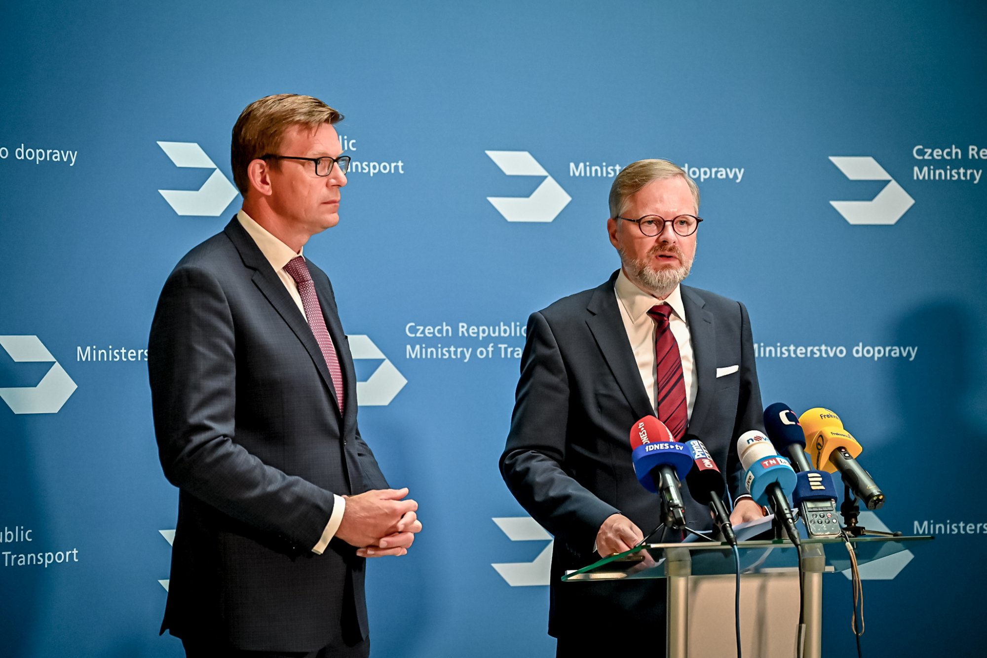 Premiér Fiala zahájil pravidelné bilanční návštěvy ministerstev