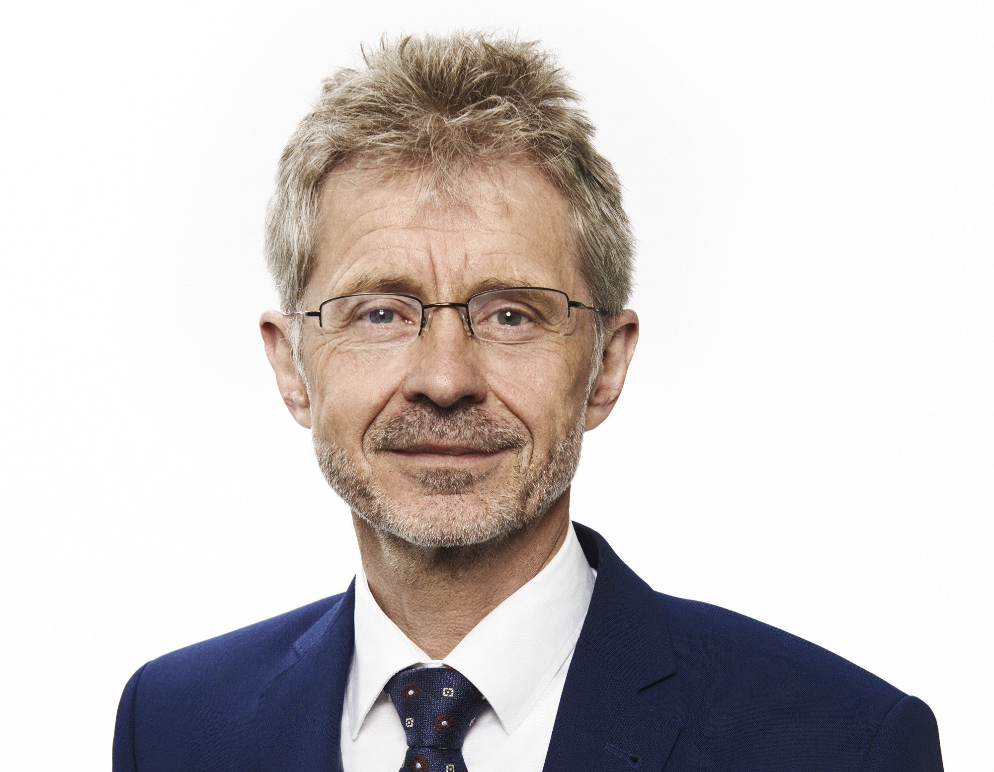 Miloš Vystrčil: VOLTE SLUŠNOST
