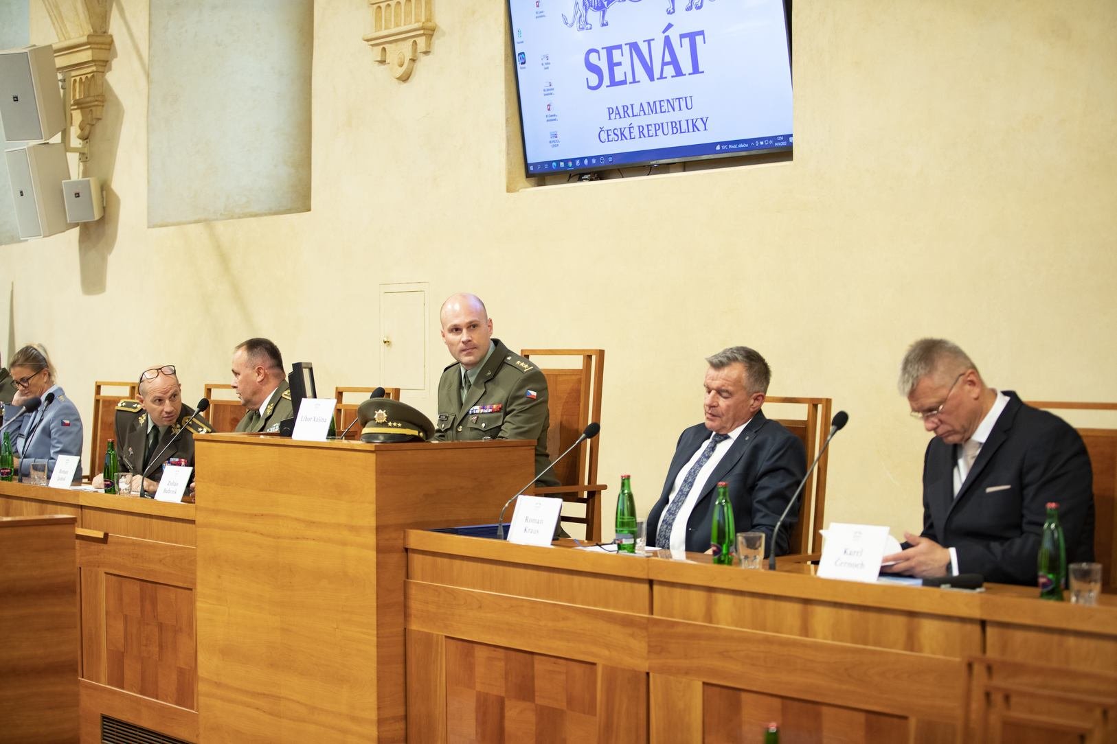 Senátní zdravotnický výbor zvyšuje povědomí o péči státu o válečné veterány