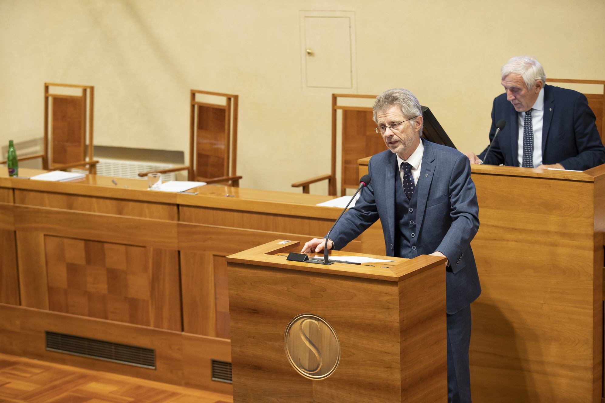 Poslední schůze Senátu ve 13. funkčním období: hodnotící zpráva předsedy horní parlamentní komory a návrh na zástupce ombudsmana