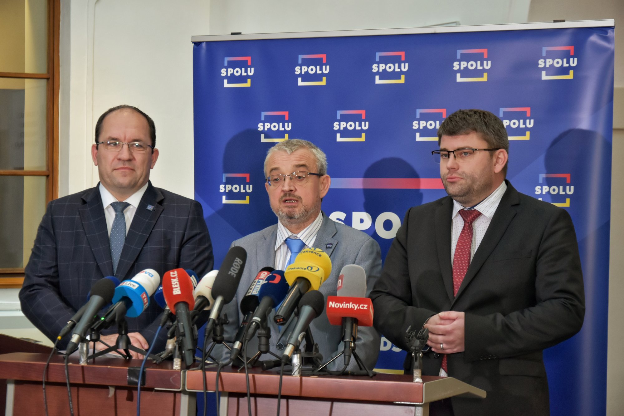 SPOLU: Koaliční poslanci se chystají přehlasovat prezidentovo veto letošního rozpočtu, budou se věnovat i zastropování