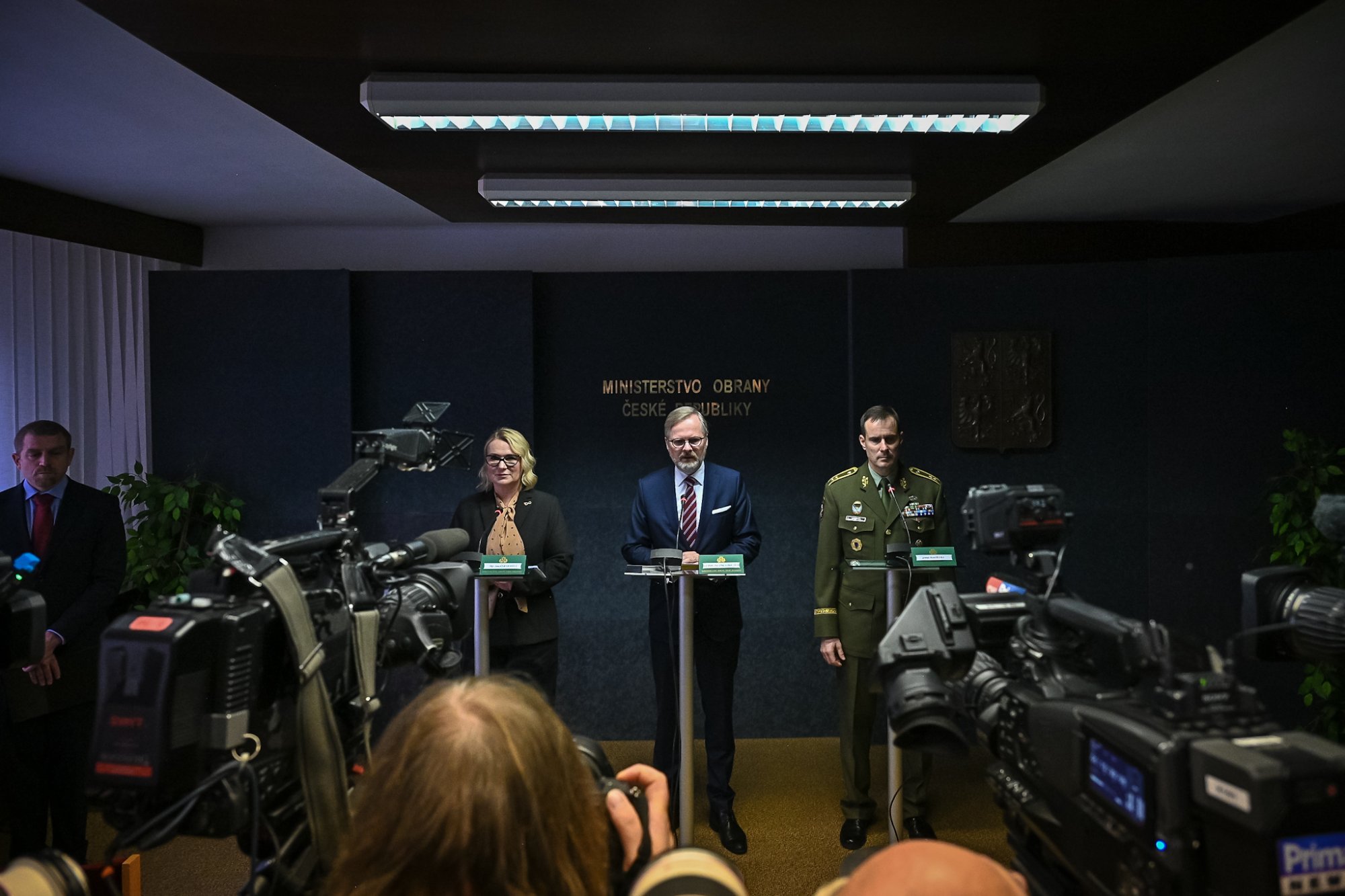 Premiér Petr Fiala na velitelském shromáždění Armády České republiky zdůraznil naléhavost modernizace armády a poděkoval vojákům za jejich službu