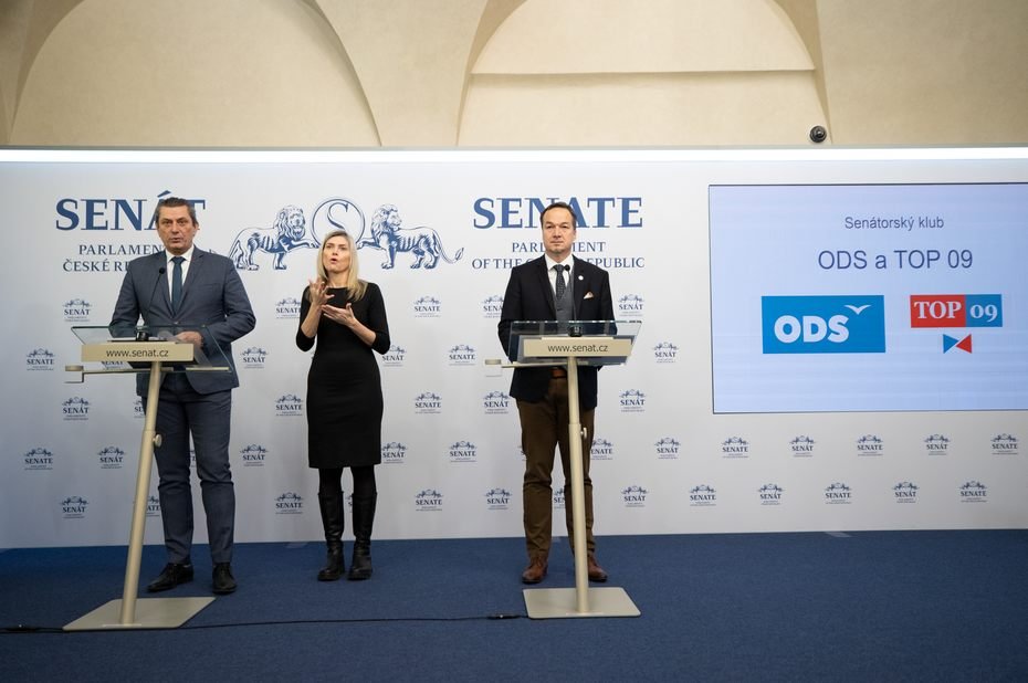 Senátorský klub ODS a TOP 09: EET zrušíme, hladomor na Ukrajině byl genocidou