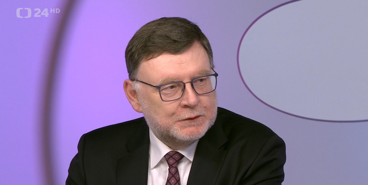 Otázky Václava Moravce: Valorizaci důchodů navrhujeme mírnit