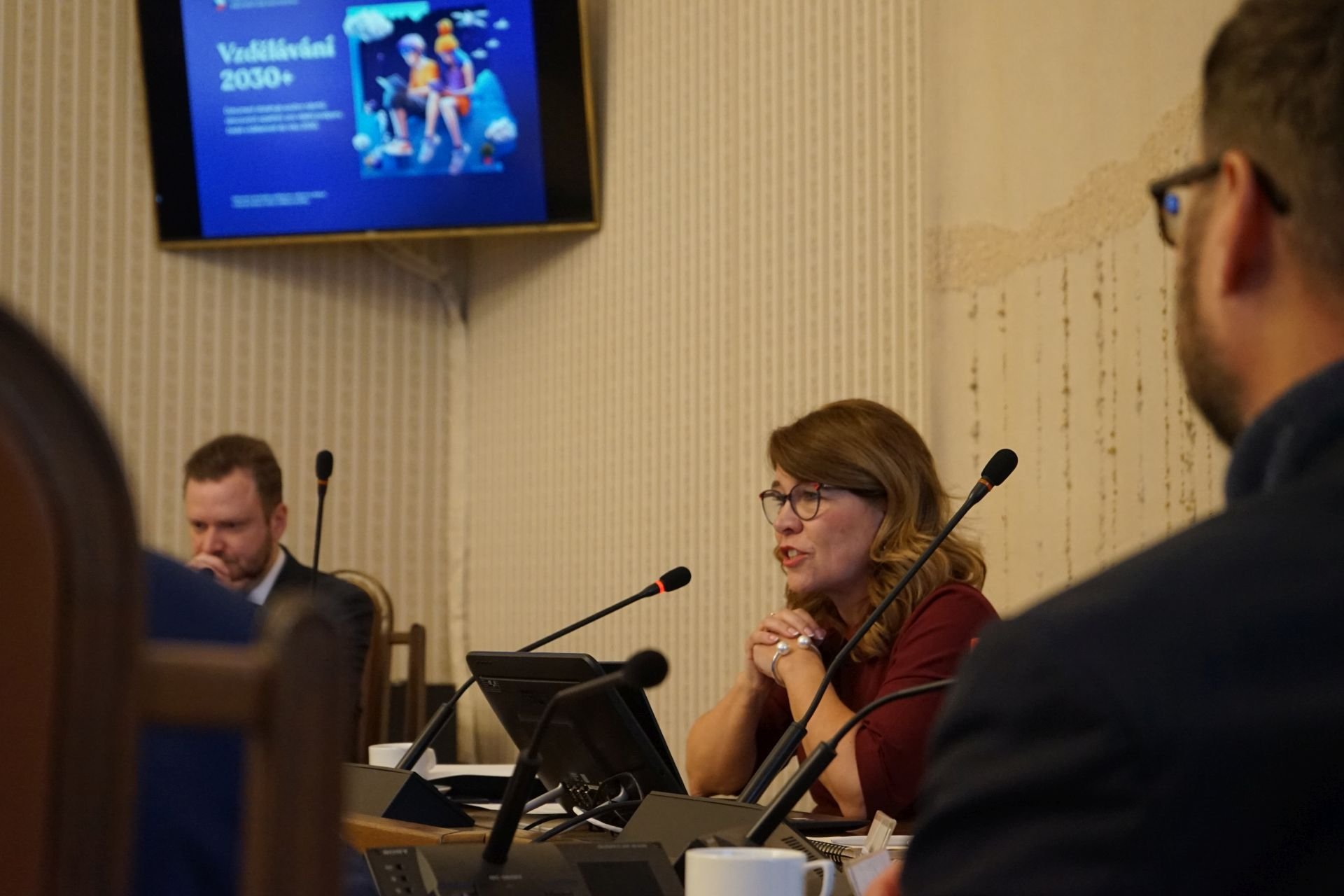 Odborníci se shodují na prodloužení povinného vzdělávání i na střední škole