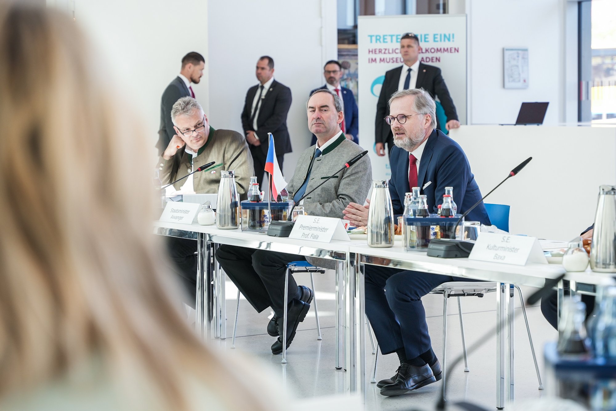 Premiér Fiala se zúčastnil zasedání bavorské vlády a jednal s premiérem Söderem o rozšíření přeshraniční spolupráce