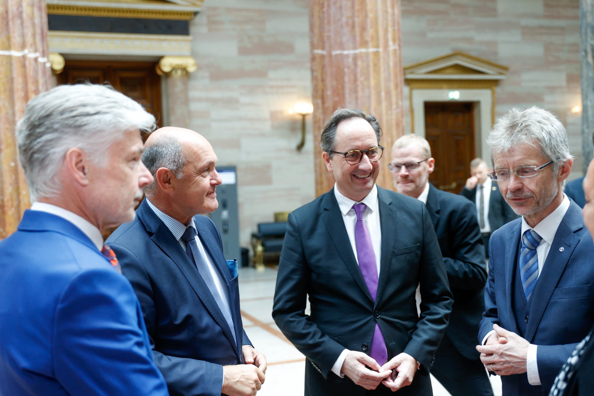 Předseda Senátu ve Vídni jednal se šéfy obou parlamentních komor a navštívil tamní česko-rakouskou školu