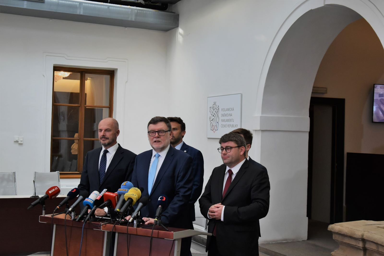 Vládní koalice: Snížili jsme daňové zatížení daňových poplatníků zhruba o třicet miliard, na obstrukce opozice jsme připraveni