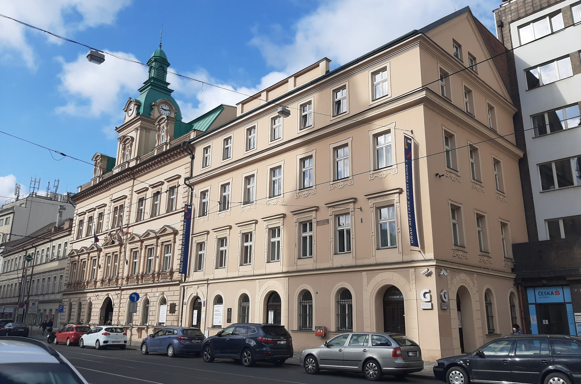 Leni, posílám tiskovou zprávu. Je to v téhle podobě schválené od Lukáše jako předsedy klubu i od Karla jako předsedy oblasti. Děkuji moc