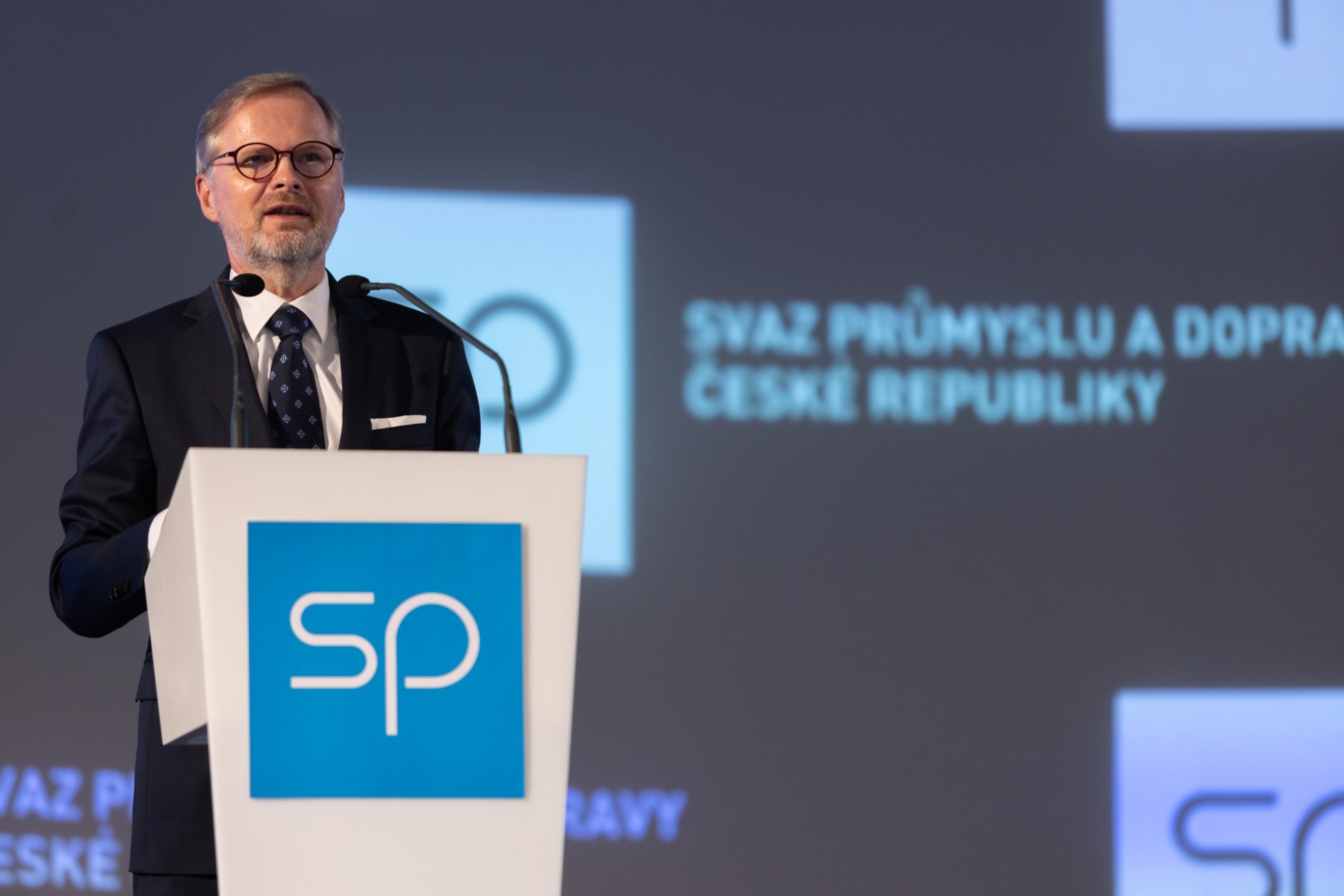 Premiér Fiala vystoupil na sněmu Svazu průmyslu a dopravy