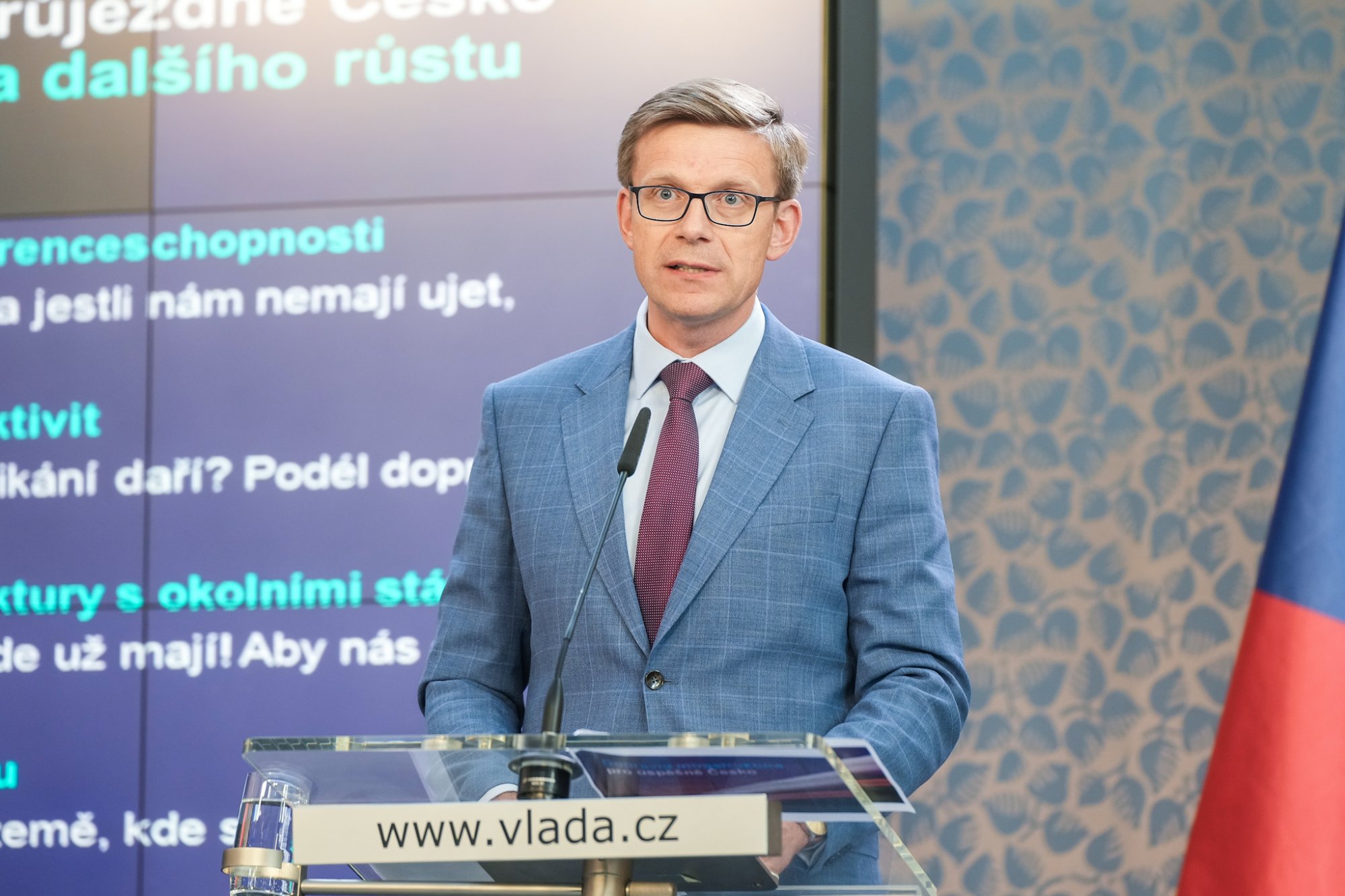 ČRo: Do úpravy železničních přejezdů půjde 1,8 miliardy korun