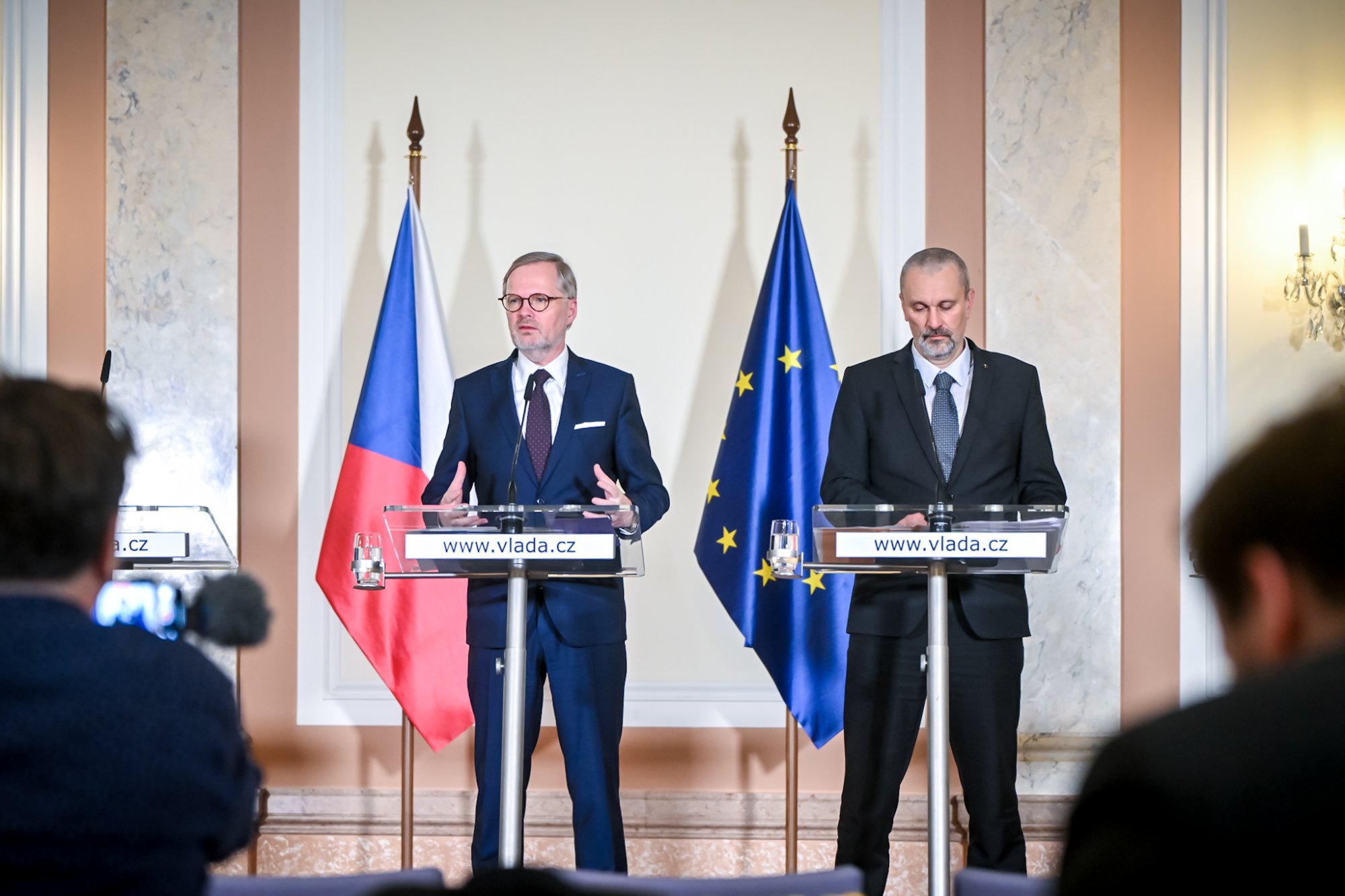 Vláda podpořila návrh na zavedení korespondenční volby pro krajany žijící v zahraničí