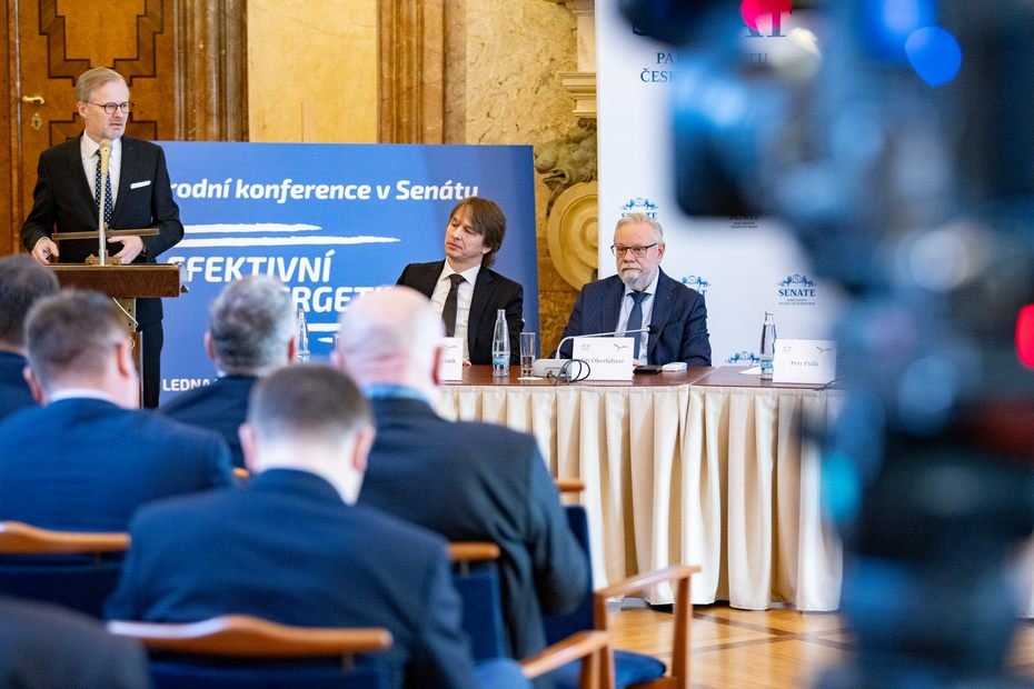 Energetická transformace Česka byla hlavním tématem národní konference v Senátu