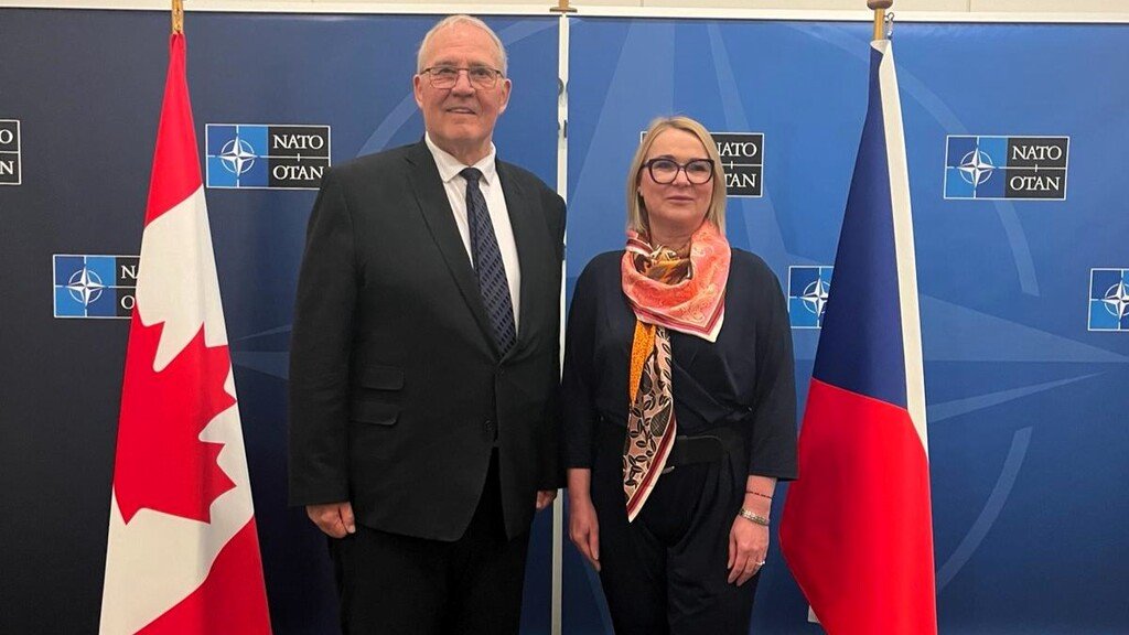 V Bruselu proběhlo jednání ministrů obrany zemí NATO