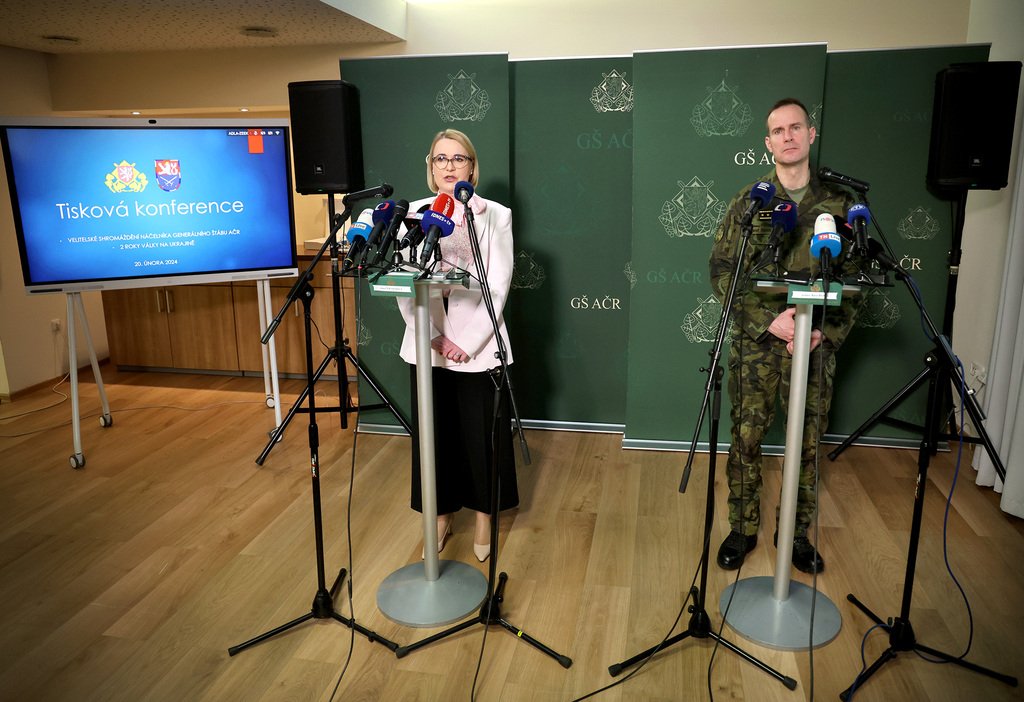 ČR poskytla Ukrajině vojenskou pomoc za více než šest miliard, pomáhá i jinak