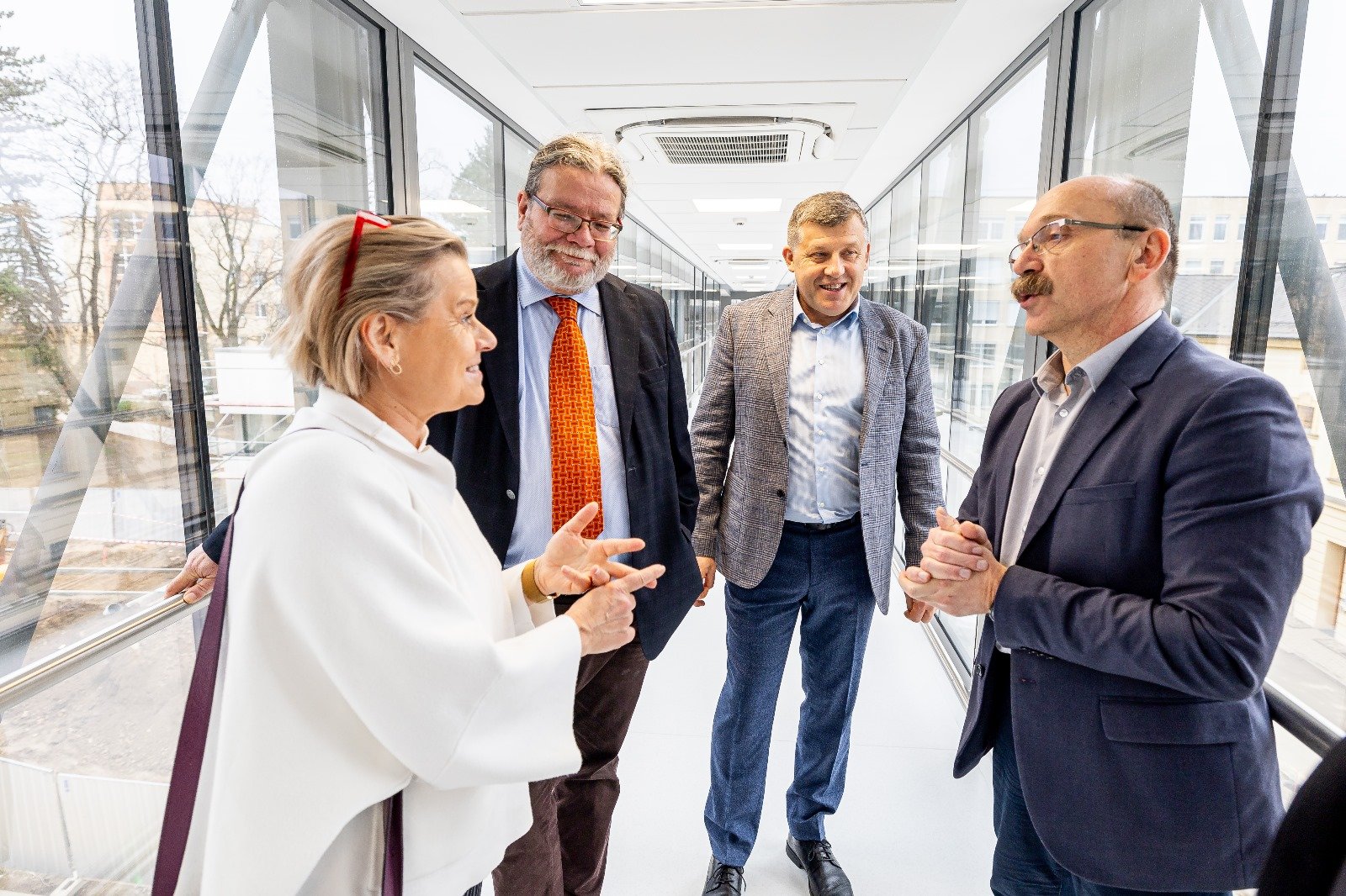ODS blíž k Vám: Středočeské zdravotnictví na vzestupu, Veronika Vrecionová a Alexandr Vondra v Benešově diskutovali o aktuálních tématech nejen se zdravotníky