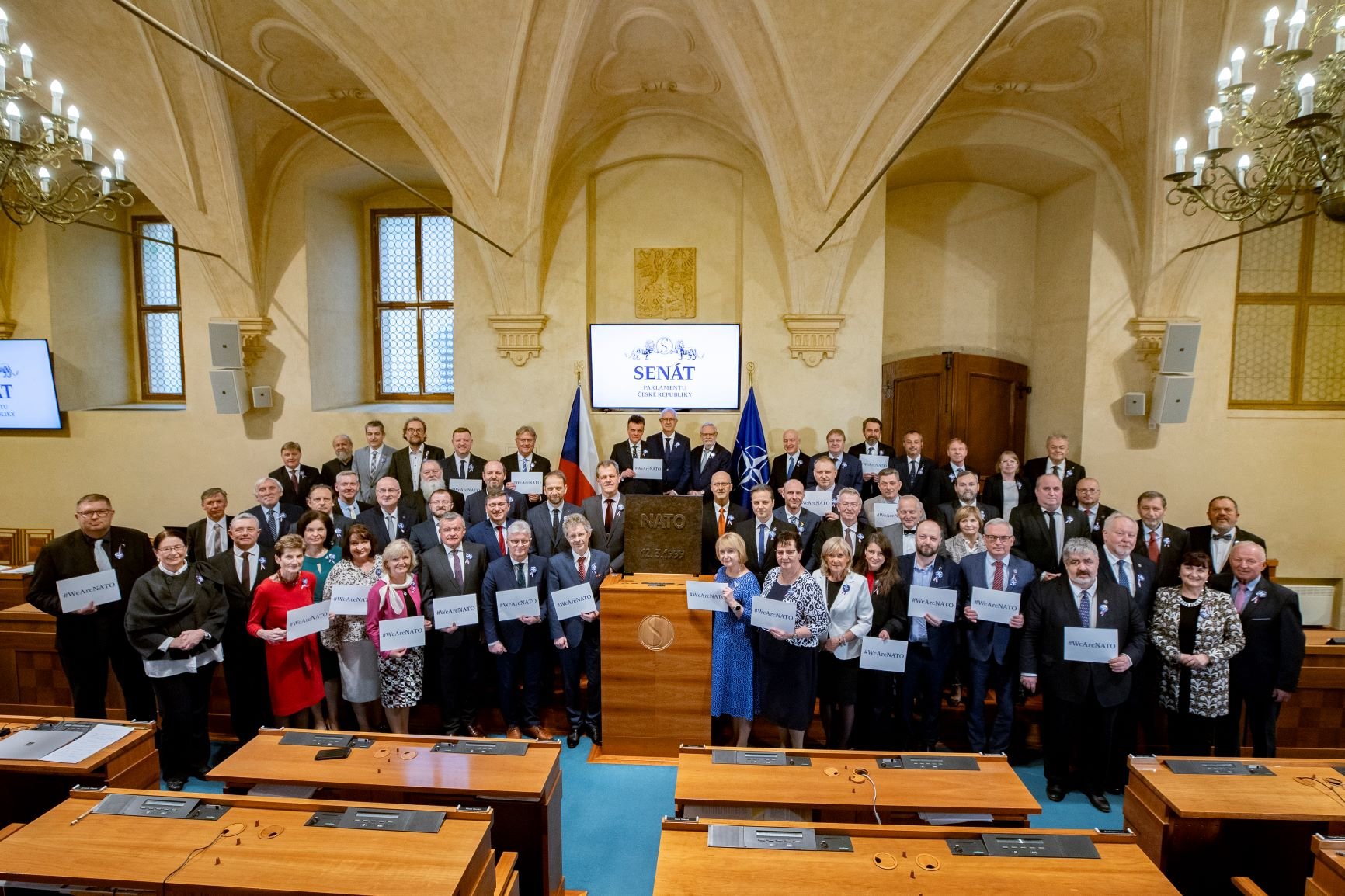 Senát si připomněl 25. výročí vstupu České republiky do NATO