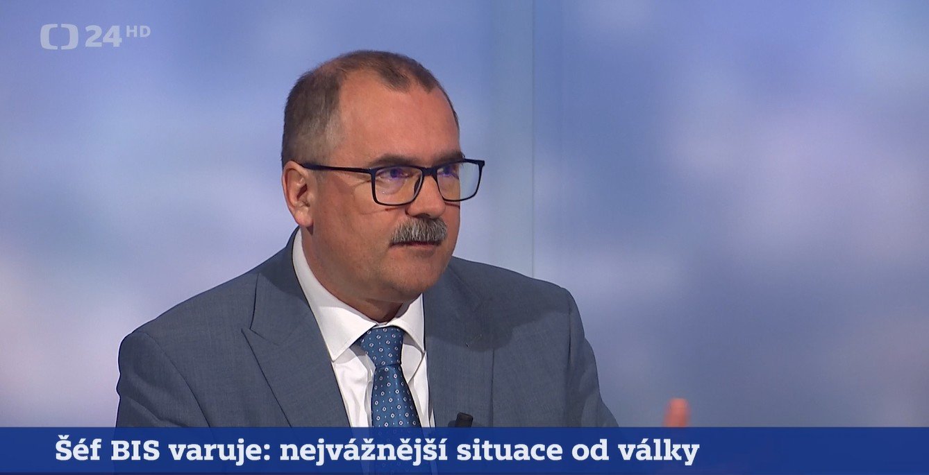 Události, komentáře: Rusko chce demontovat mezinárodní řád, varoval Pavel Žáček