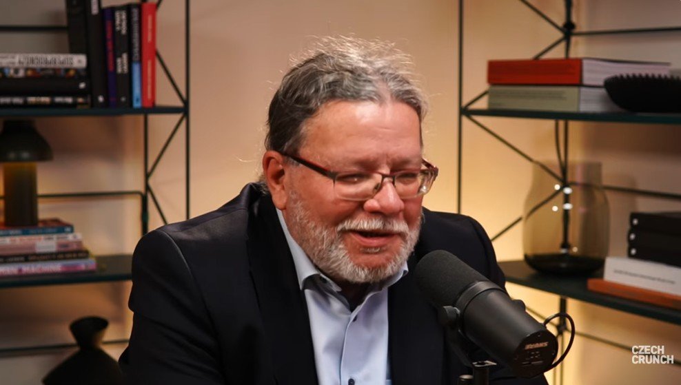 Vondra: Migrační pakt? Alibismus, lidi si musíme vybírat. Twitterovou politiku nedělám
