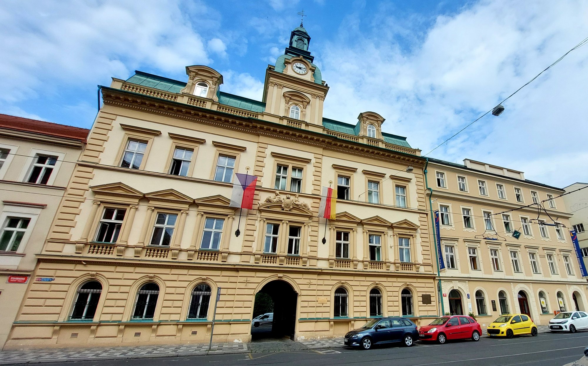 Od měsíčníku Pětka velká očekávání nemám, na rozdíl od Pětky, jako městské části