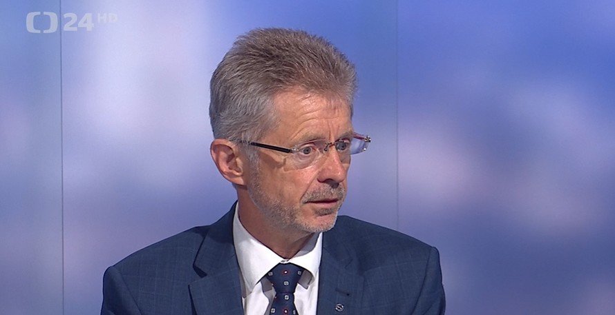 Události, komentáře: Průnik Ukrajinců ukázal, že Rusko není všemocné, míní Miloš Vystrčil