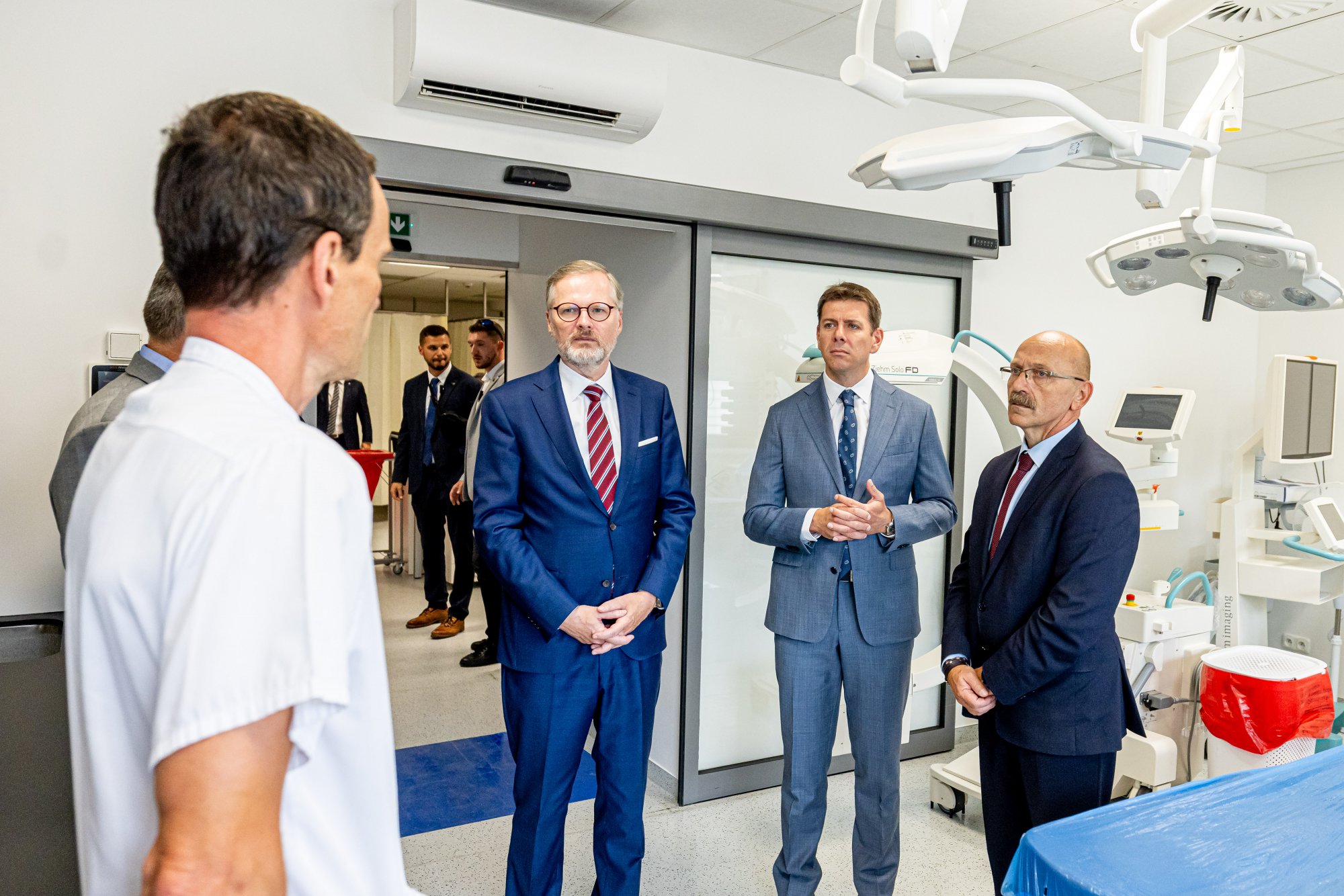 Petr Fiala ve středních Čechách ocenil investice do zdravotnictví, dostupnou a kvalitní péči považuje za jeden z pilířů úspěšného státu