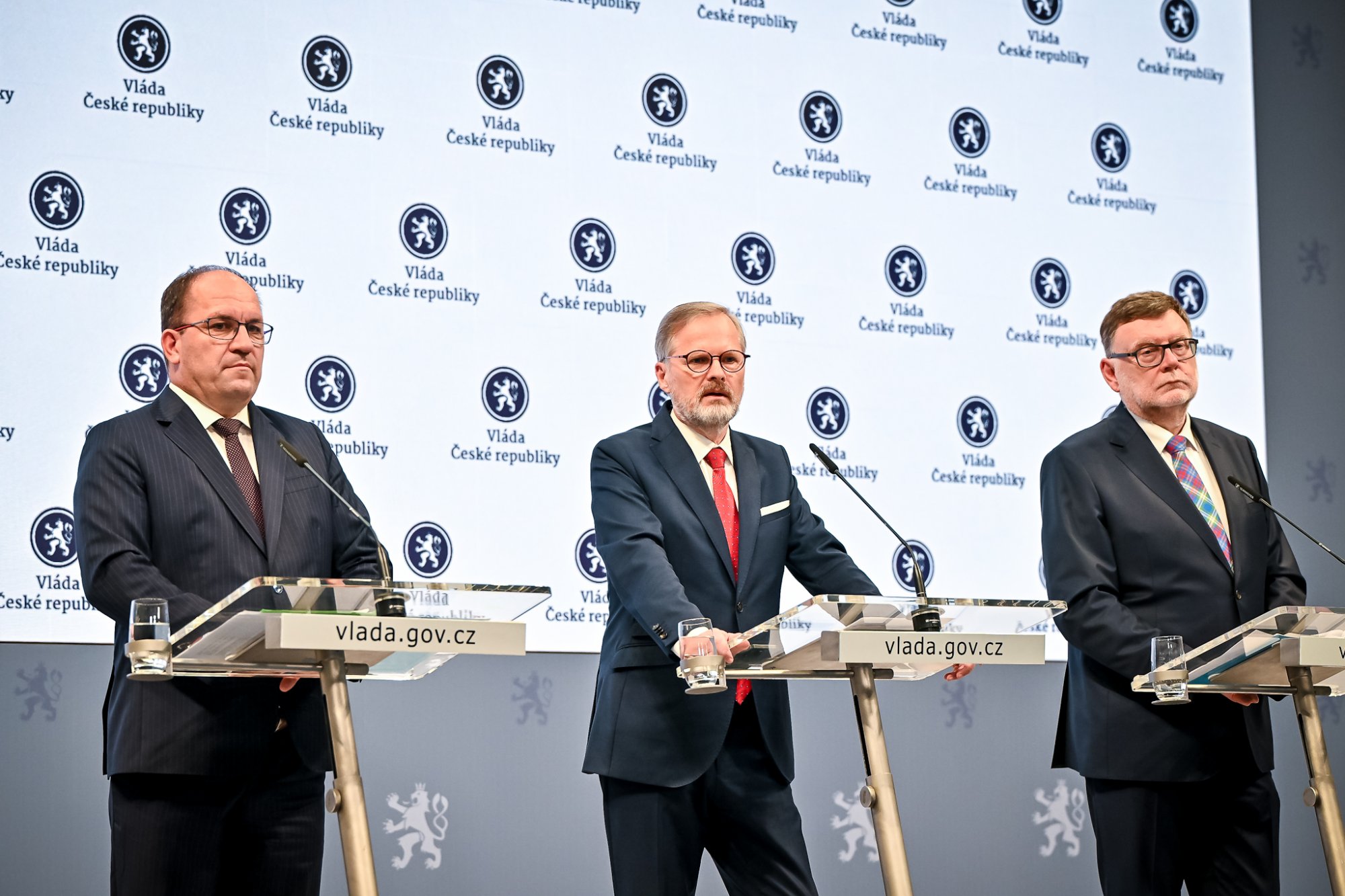 Vláda schválila návrh státního rozpočtu na příští rok s rekordním objemem peněz na investice i vzdělávání