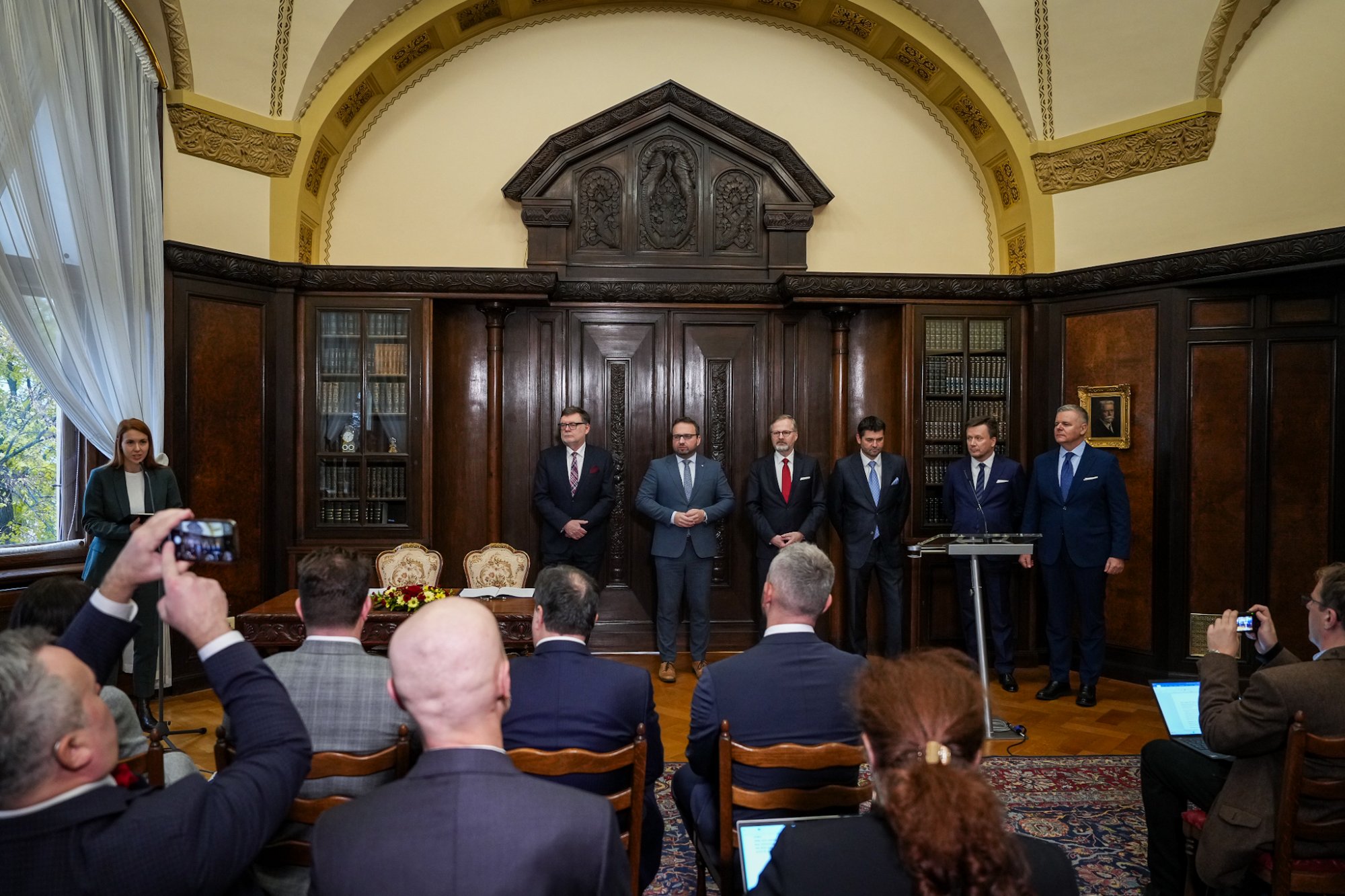 Dohoda mezi vládou a Českou asociací pojišťoven zajistí vznik až 2500 lůžek dlouhodobé péče