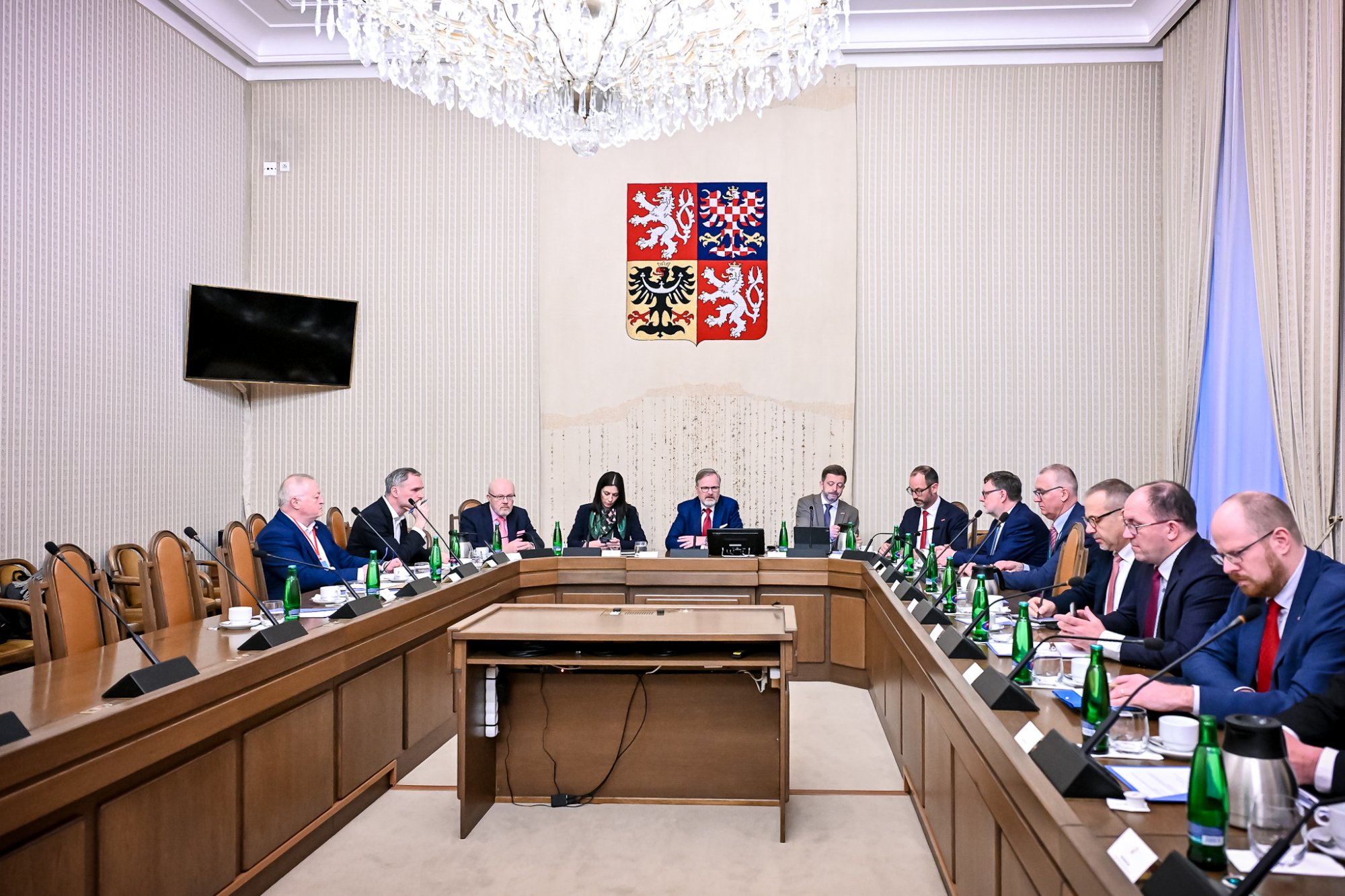 Premiér Fiala po jednání k bezpečnostním otázkám: Považujeme za nezbytné, aby Česká republika a Evropa převzaly odpovědnost za vlastní bezpečnost