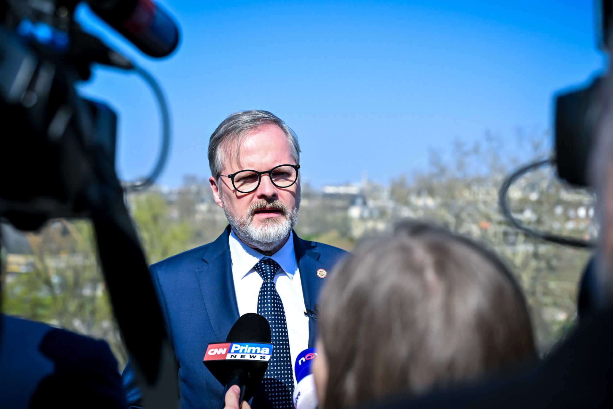 Premiér Petr Fiala po pařížském jednání: Kdo dnes volá po zrušení sankcí, pomáhá Rusku
