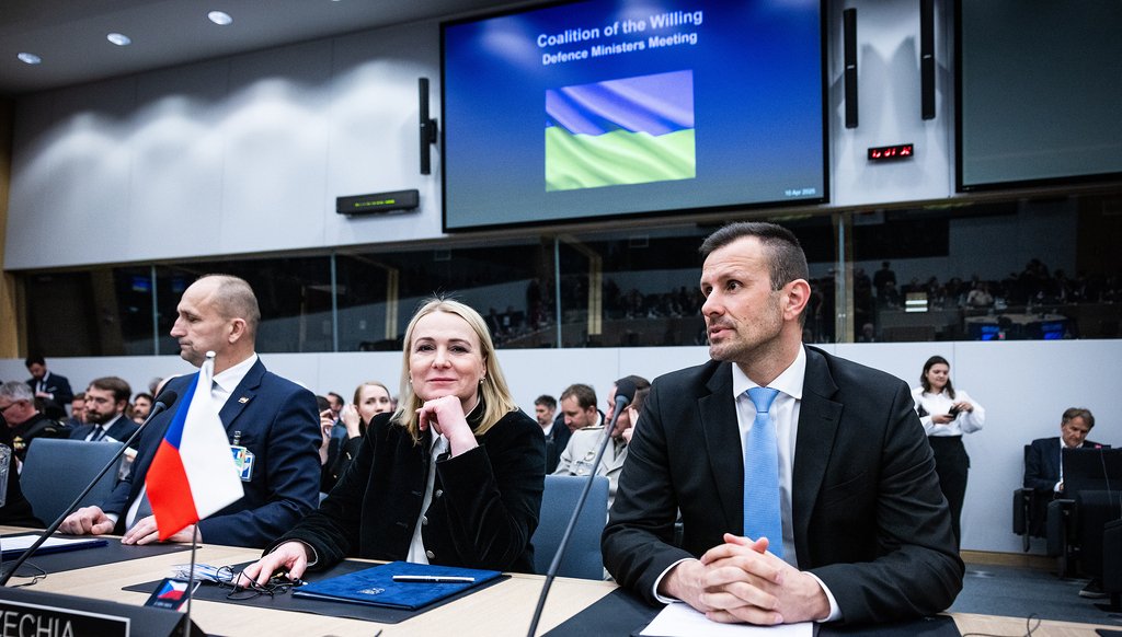 Ministři obrany v Bruselu jednali o další podpoře Ukrajiny