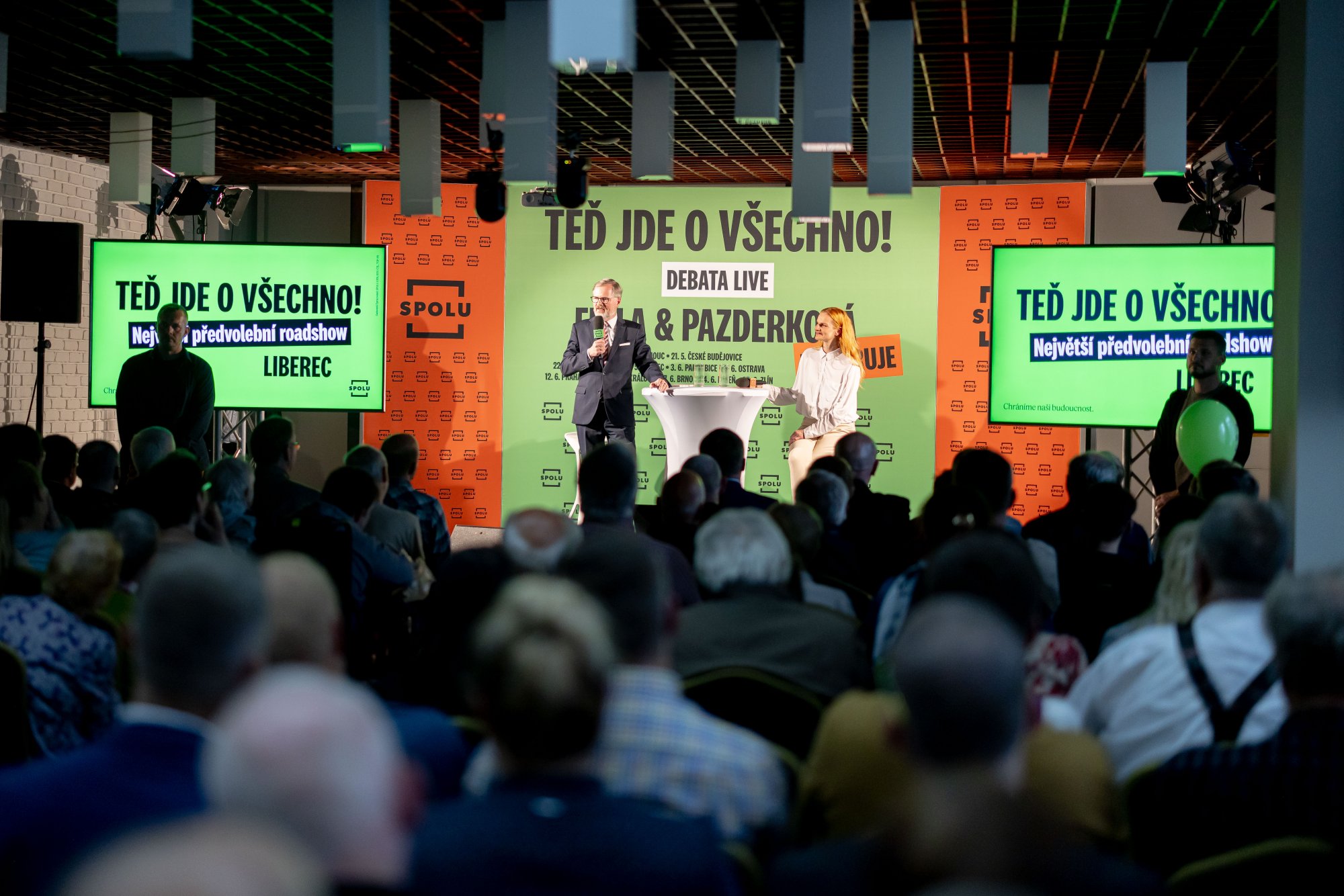 I pátá zastávka diskusního turné Petra Fialy v Liberci se setkala s velkým zájmem