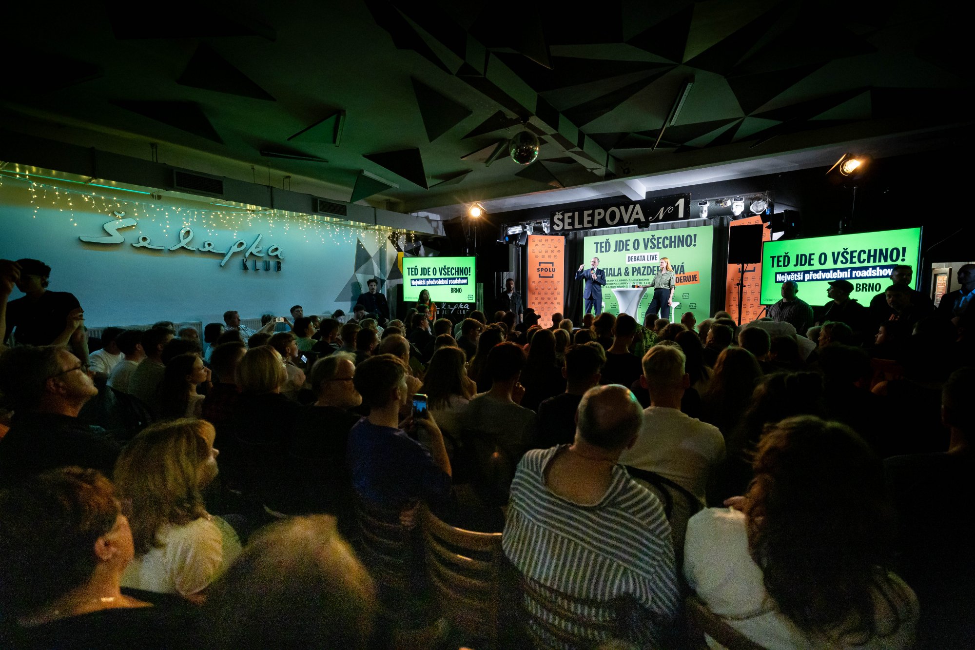 Petr Fiala zakončil jarní debatní turné v rodném Brně