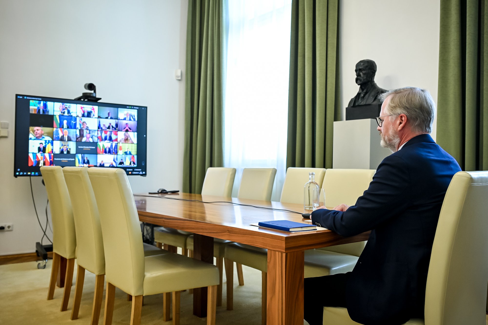 Premiér Petr Fiala po jednání koalice ochotných: Máme jednoznačnou shodu, jak dále postupovat