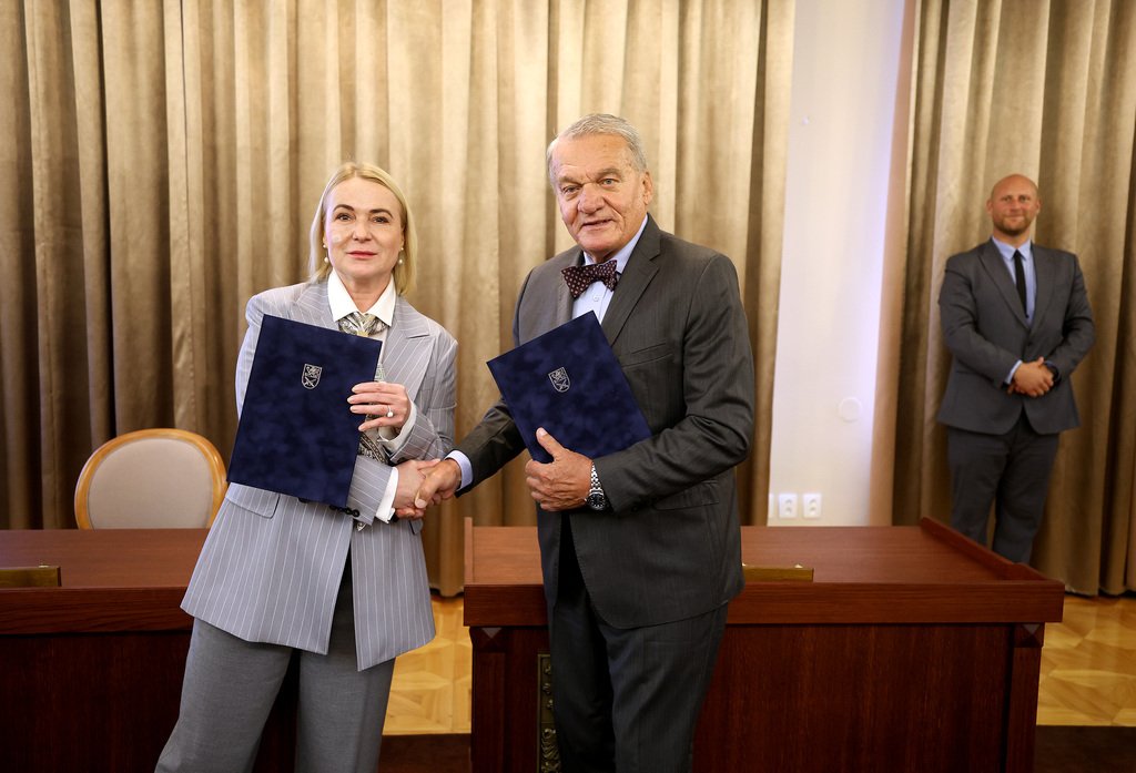 Ministerstvo obrany a hlavní město Praha rozšíří spolupráci i na leteckou záchrannou službu