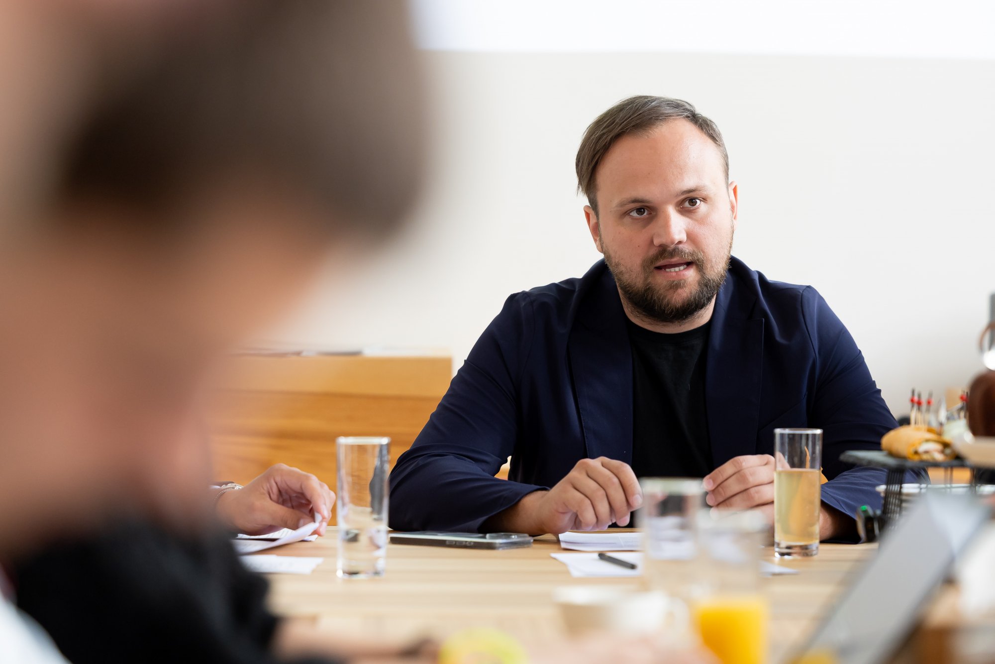 DVTV: Divadlo s rozpočtem hraje Babiš, nová vláda má přijít se svým vlastním návrhem. Provizorium problém není, říká Jiří Havránek