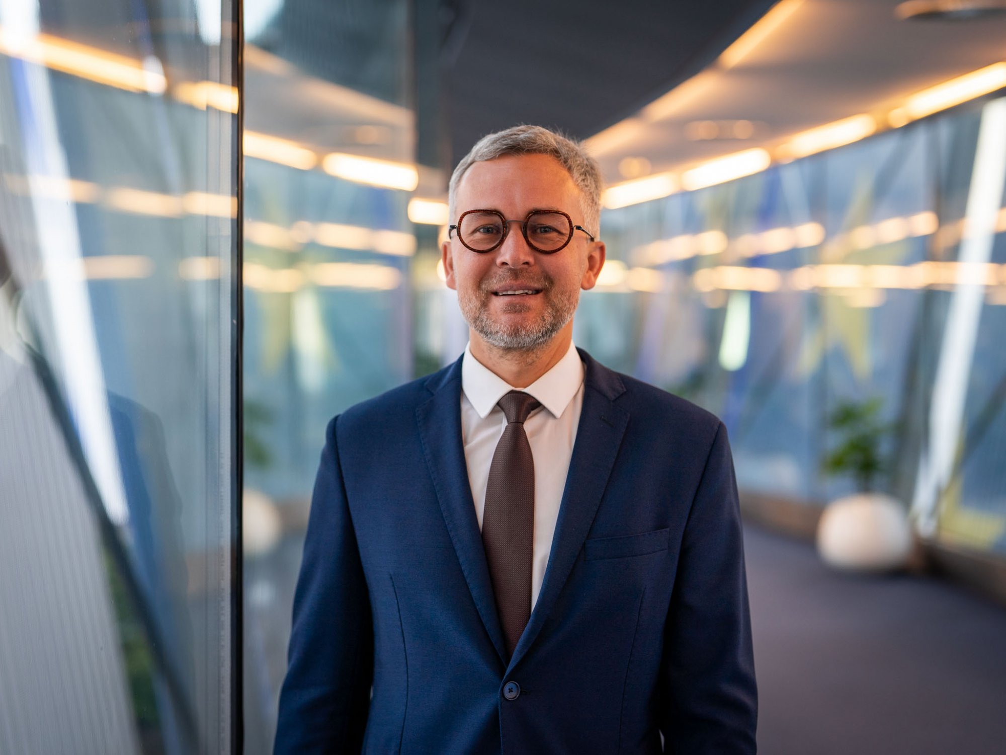 Ondřej Krutílek: Evropa zapomněla, že ne vždy svítí slunce a fouká vítr. Ohrozila vlastní energetickou bezpečnost