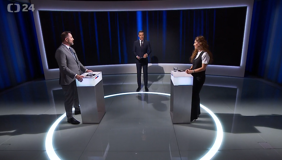 Eva Decroix v Duelu ČT24: Macinkovo vystoupení na Mnichovské bezpečnostní konferenci bylo trapné