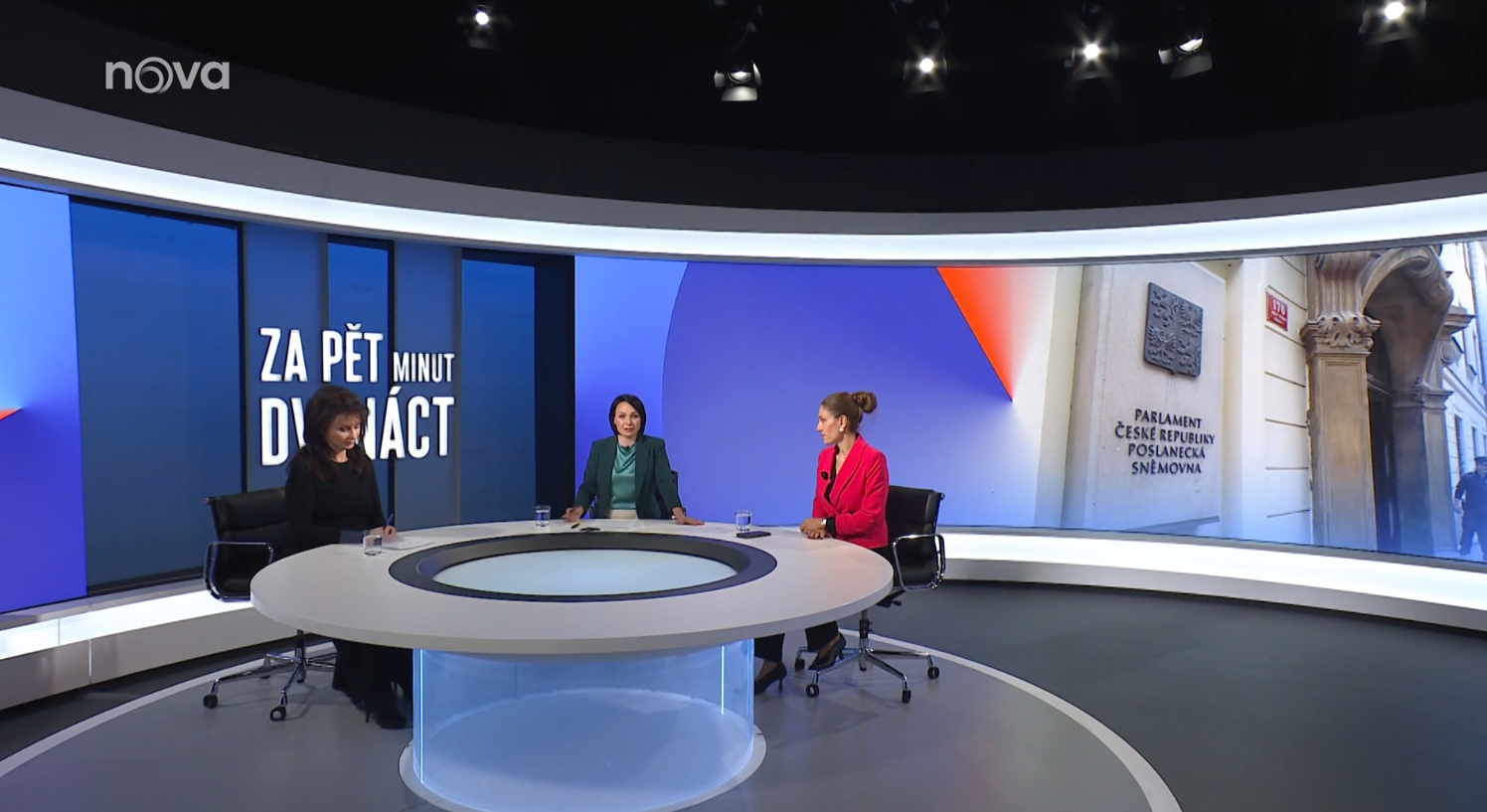 Eva Decroix: Za pět minut dvanáct