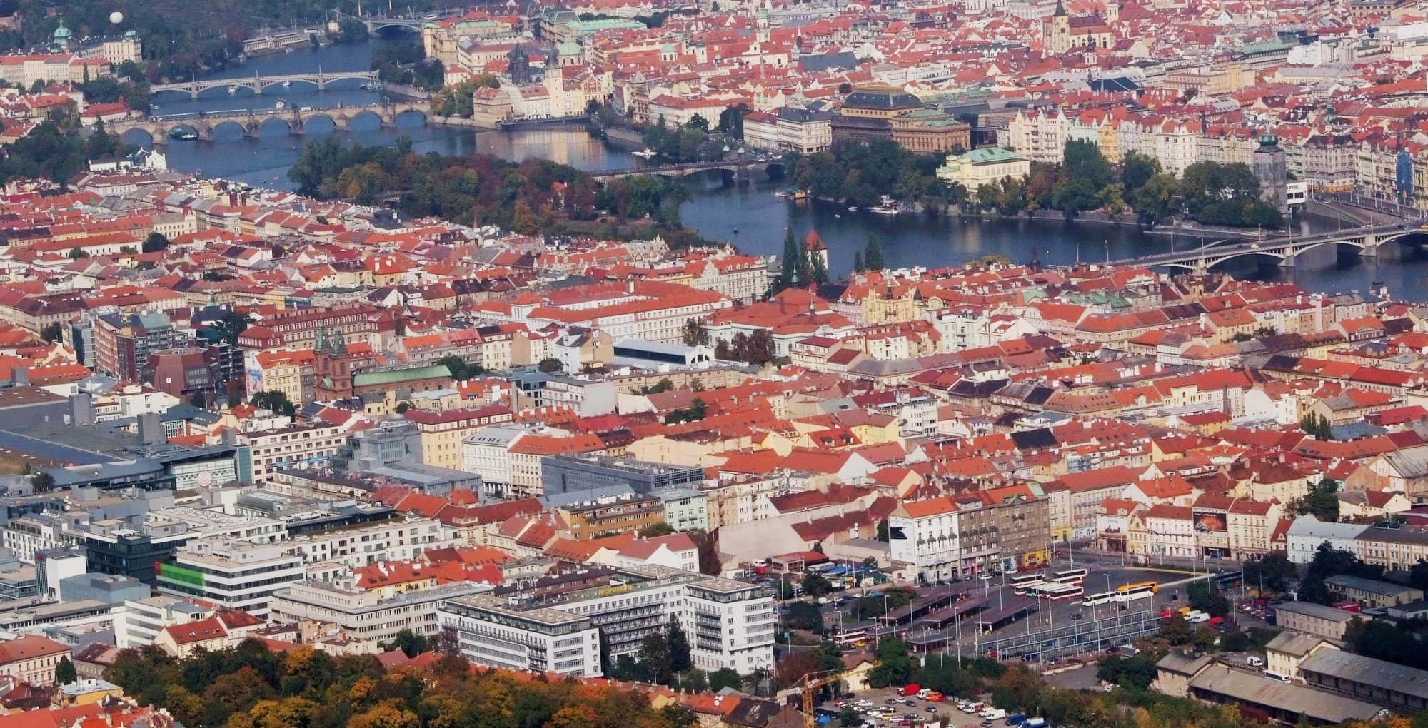 Léto v Praze 5: příroda, koupání i kultura na dosah