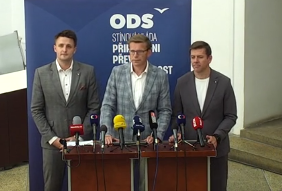 ODS: Nenecháme vládu vyhladovět regionální nemocnice, projíst rozpočet ani přehlížet ruské hrozby