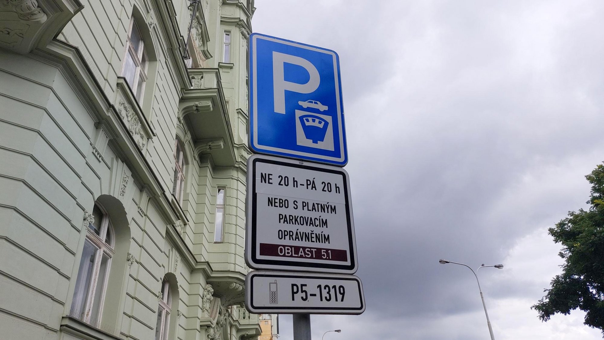 Praha 5 sjednotí čas placeného parkování