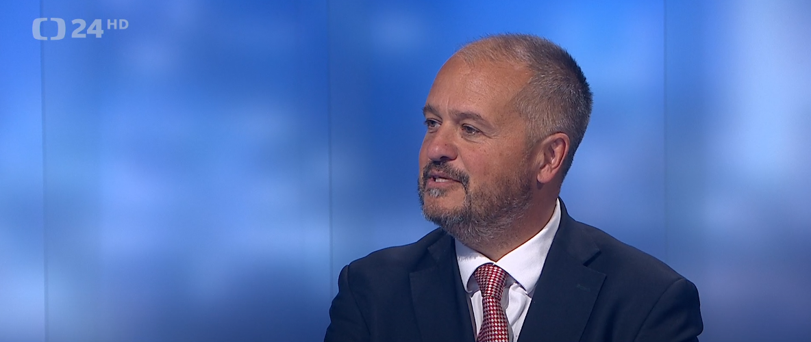 Události, komentáře: Nejde o správnost regulace, ale o ústavnost, říká Petr Sokol