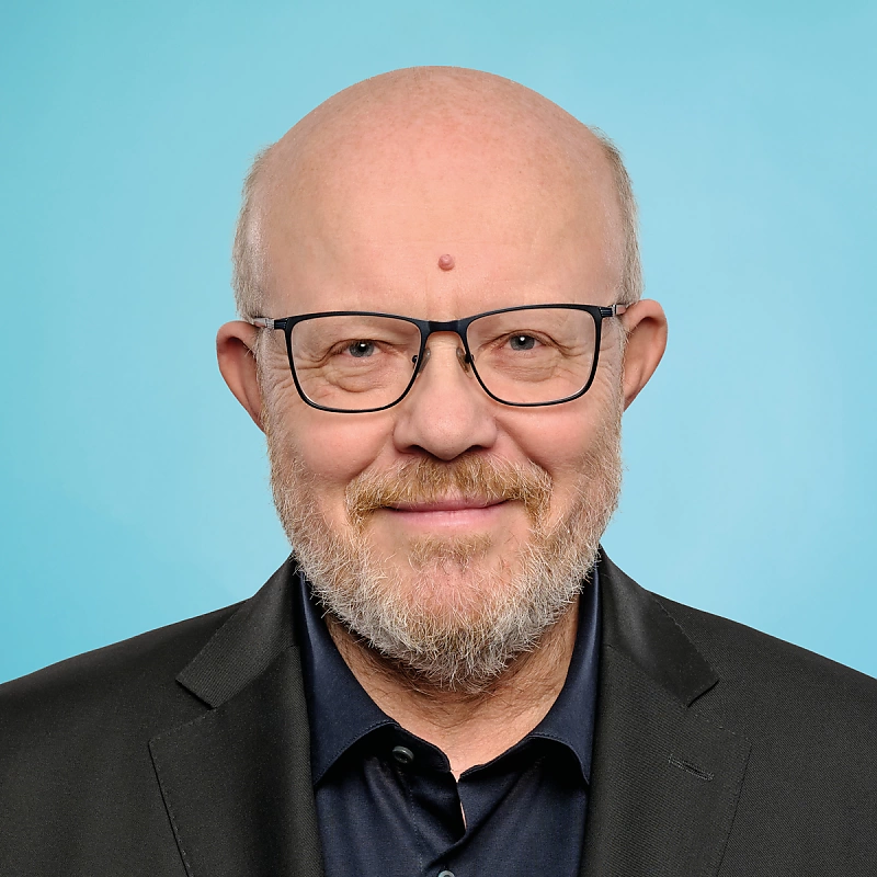 Vlastimil Válek